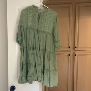 JP and Mattie size S dress